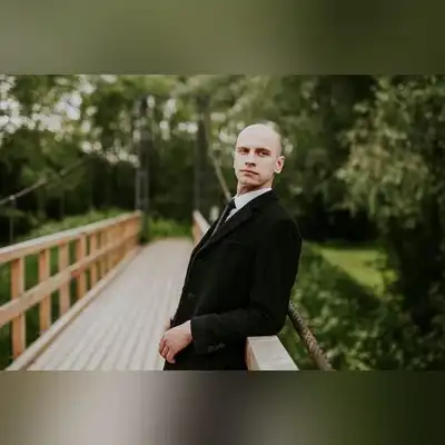 郑德德